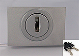 Serrure batteuse 40x27 clés variées, chromé mat